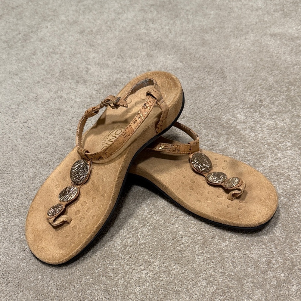 Vionic Gold Beaded Sandals